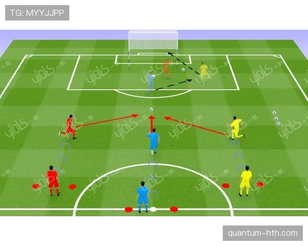 马尔蒂尼战术遗产:当代足球防守艺术与团队协作的持续影响 马尔蒂尼战术遗产:当代足球防守艺术与团队协作的持续影响