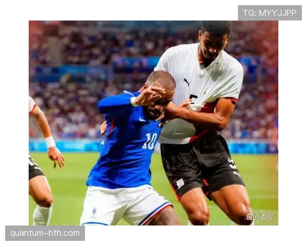 《亨利经典瞬间重温》展示传奇球星在绿茵场的辉煌历史与贡献