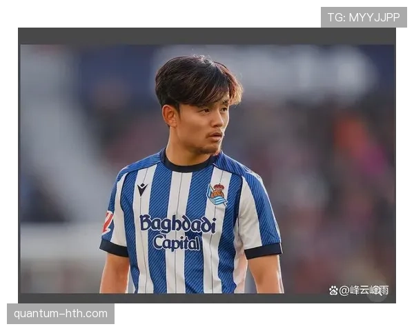 久保建英皇社10号球衣 久保建英皇社10号球衣