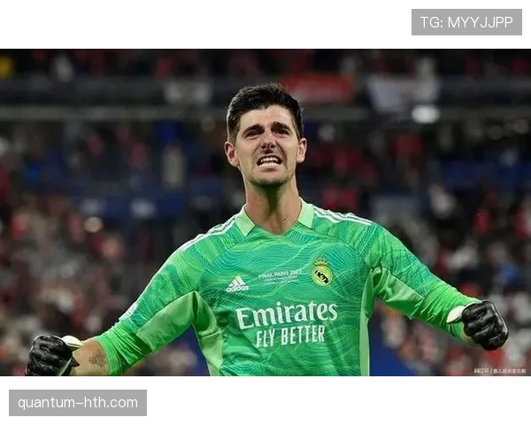 阿利松 vs 库尔图瓦:反应速度 vs 高空控制的鲜明对比 阿利松 vs 库尔图瓦:反应速度 vs 高空控制的鲜明对比